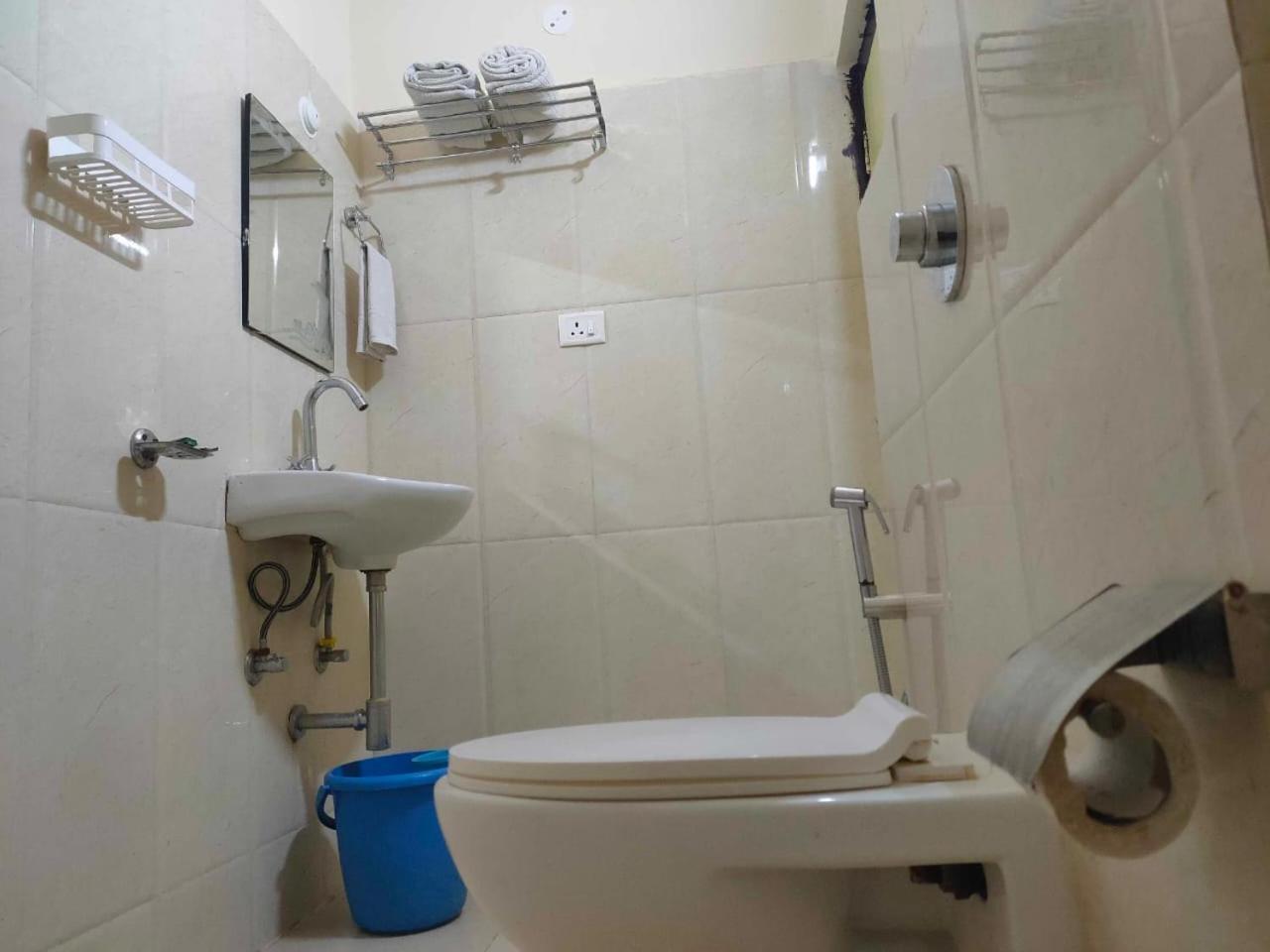 Hotel Mirana غاواهاتي المظهر الخارجي الصورة