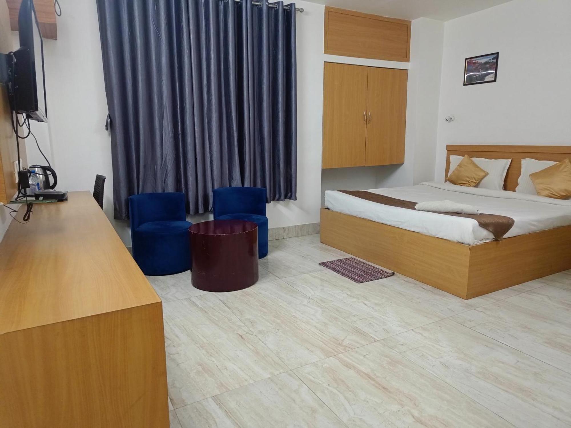 Hotel Mirana غاواهاتي المظهر الخارجي الصورة